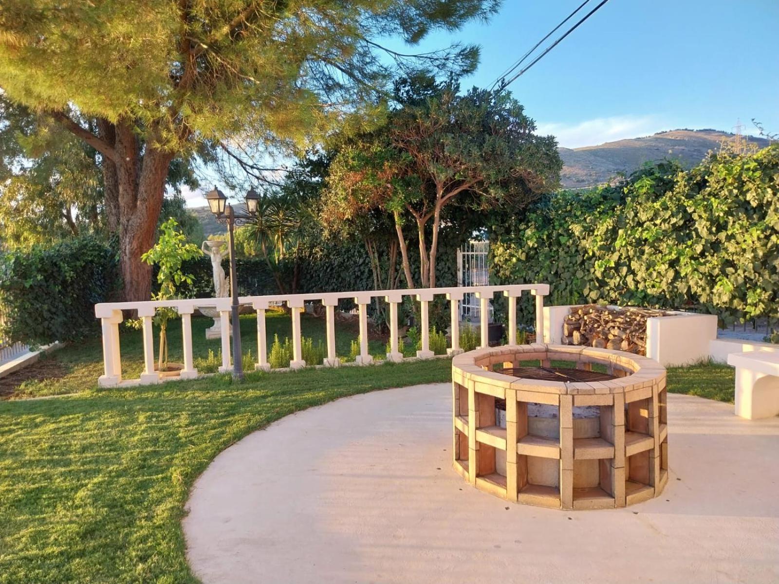 Casa Lachesi Caccamo Экстерьер фото