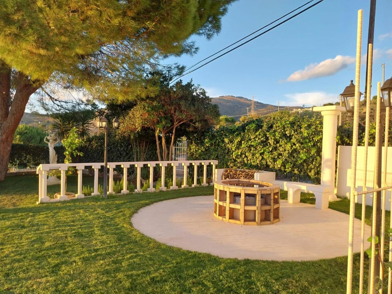 Casa Lachesi Caccamo Экстерьер фото